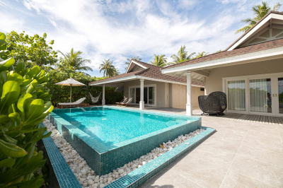2 Bedroom Lagoon Beach Villa with Pool
